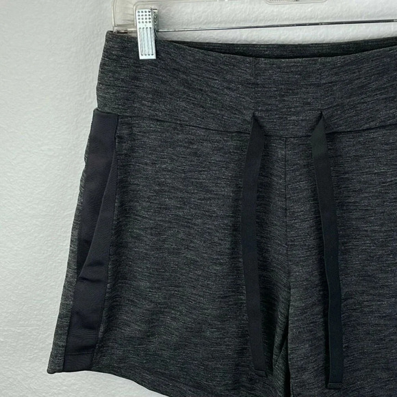 Athleta Shorts Women's Sz ST Metro Downtown Wide Leg Mid Rise Pocket Gray - Picture 5 of 10